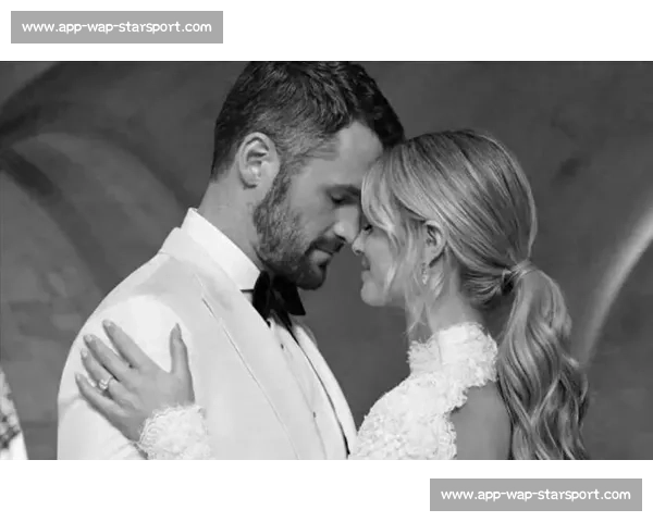 康利 37 岁仍征战 NBA！生涯赚 2.9 亿娇妻相伴，人生赢家实至名归