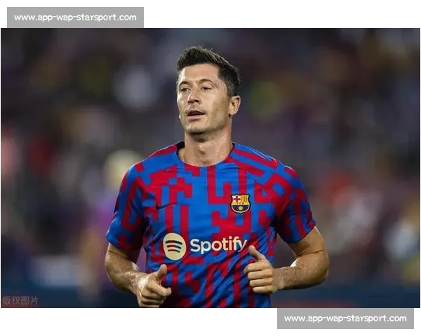 莱万创巴萨生涯收入新高!税后 1600 万欧元 + 双冠奖金成巅峰赛季 莱万创巴萨生涯收入新高!税后 1600 万欧元 + 双冠奖金成巅峰赛季