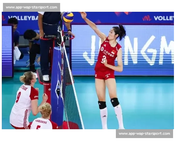 赵蕊蕊 17 岁青涩照曝光！从接应到副攻的蜕变见证中国女排黄金一代