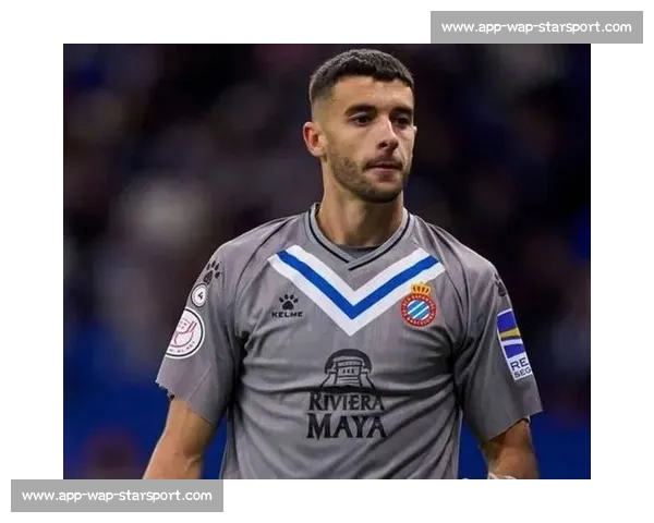 霍安 - 加西亚：巴萨新防线的沉默领袖